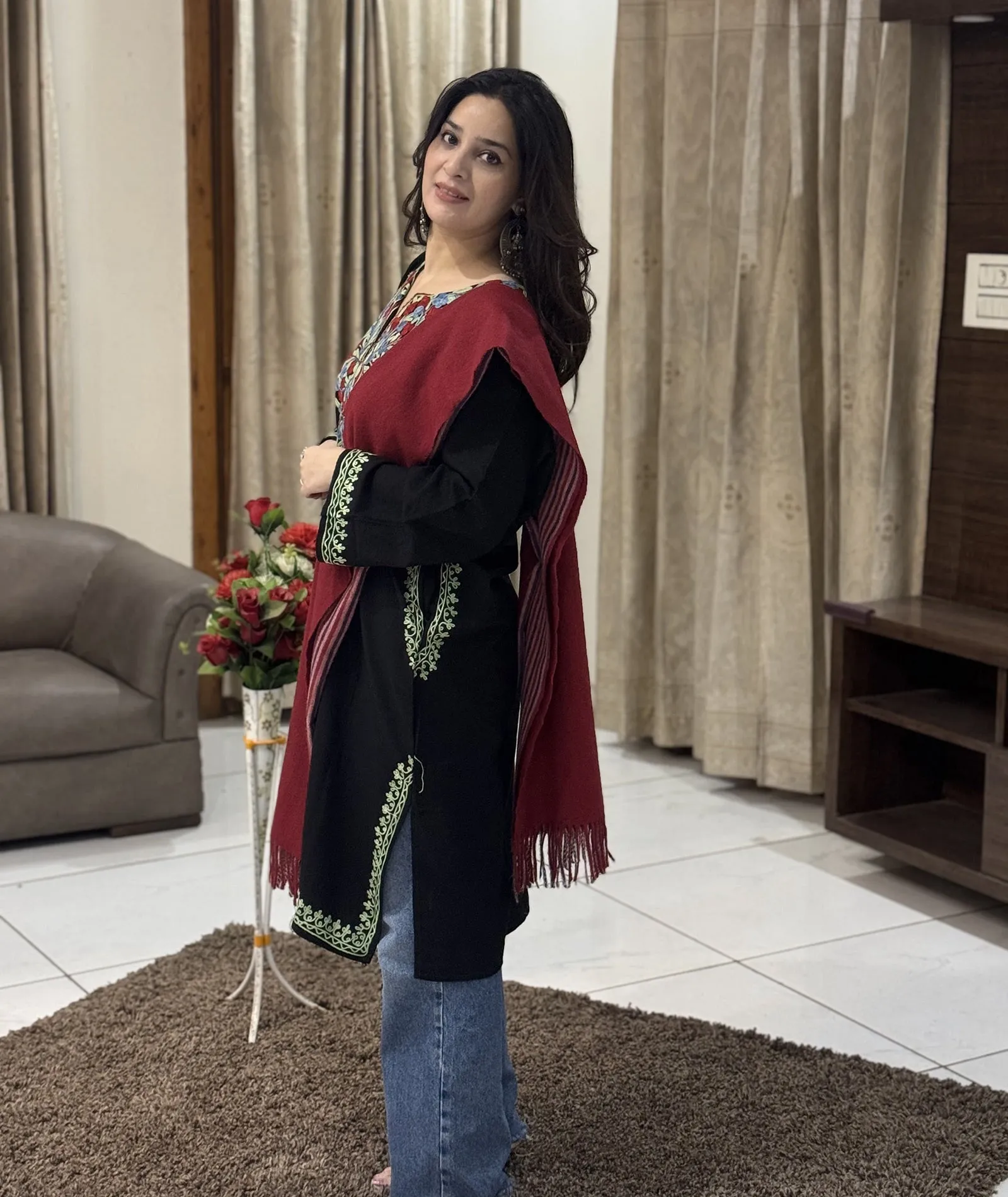 Black Neck Design Aari Embroidered Pheran (Lint Free)