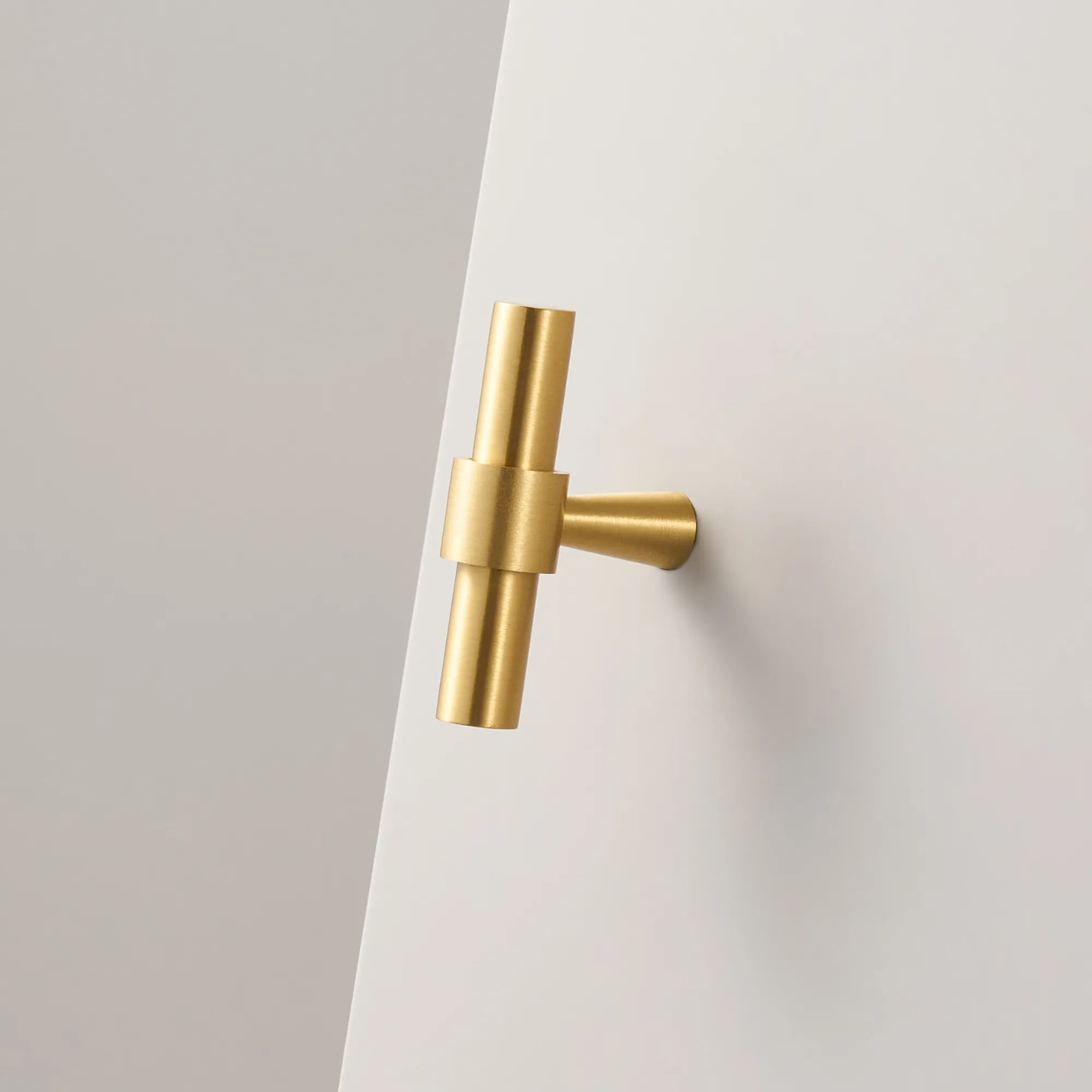 CARDO / Solid Brass T-Pulls