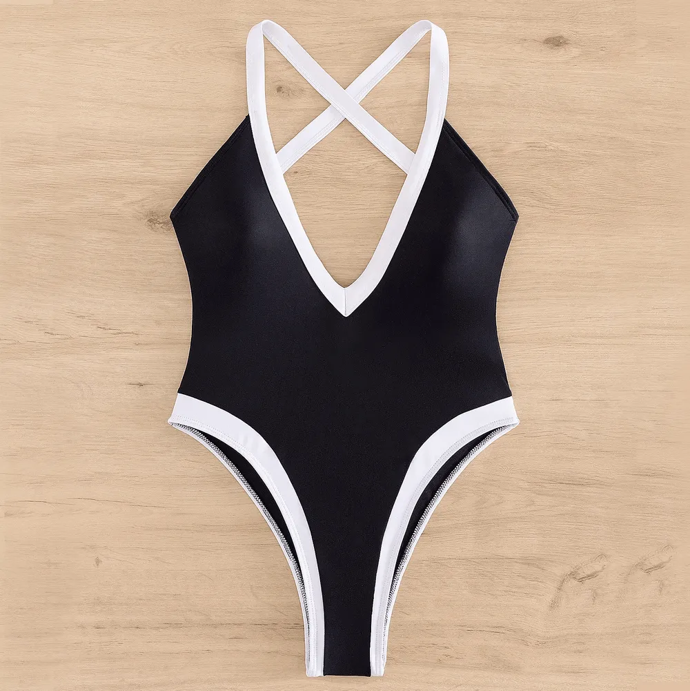 Chic Black and White One-Piece Swimsuit - SF2149