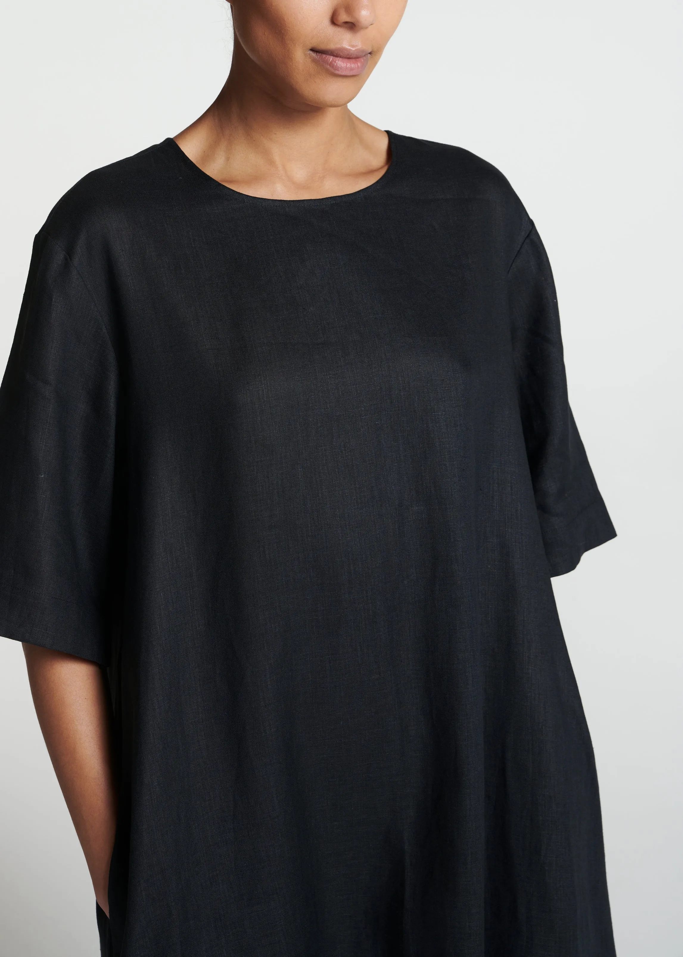 Mina Dress Black Linen