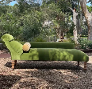 Restored Vintage French Chaise Lounge in Green Velvet