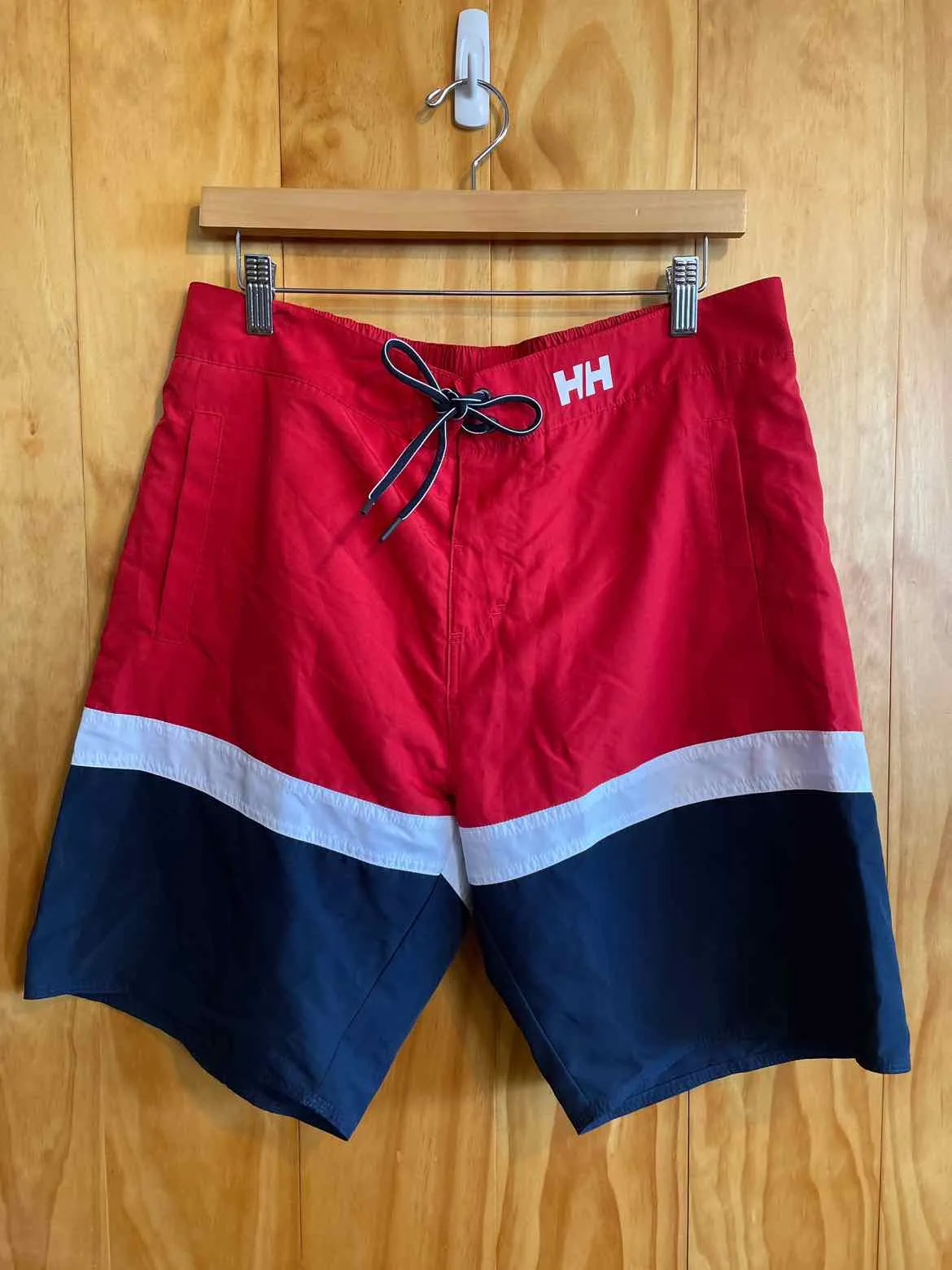 Size 32 Helly Hansen Men's Swim Trunks