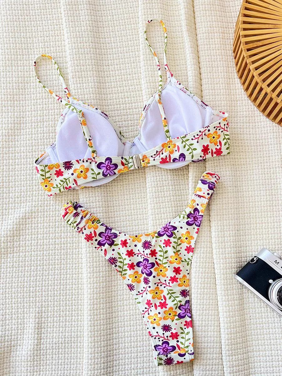 Women's Sexy Floral Bikini Set - Fashionable White Beachwear